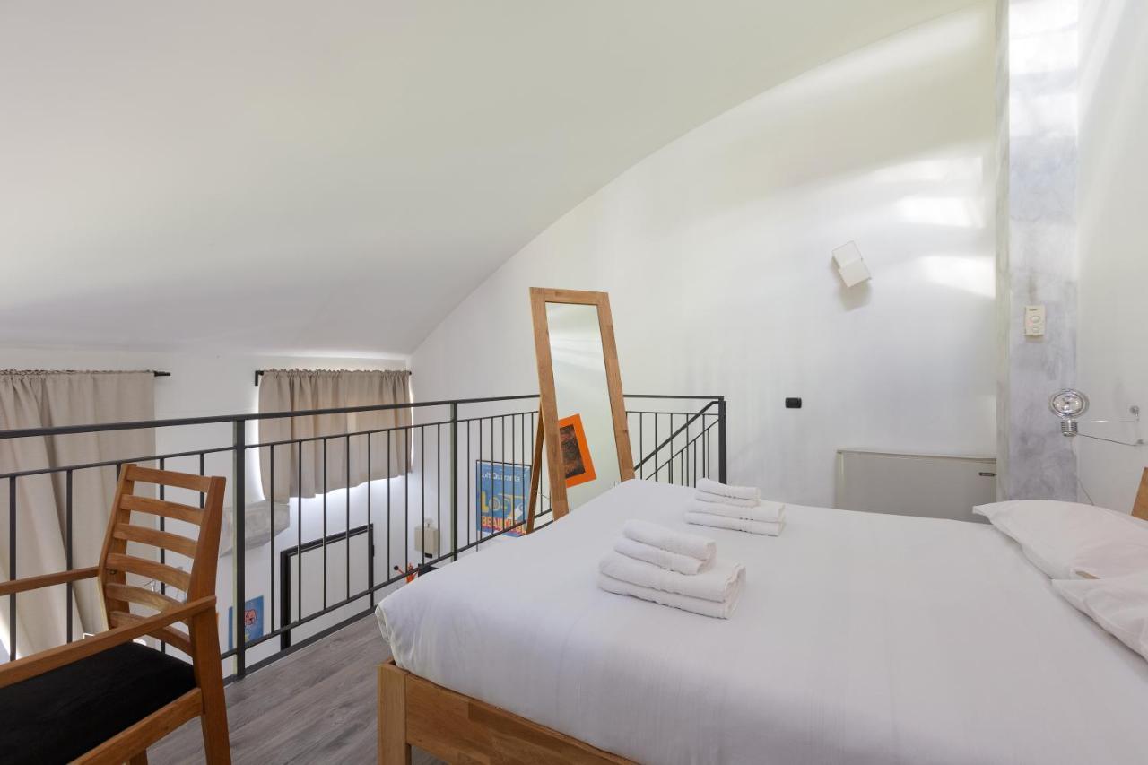 Guesthost - Milano Vigentino Loft With Terrace Extérieur photo